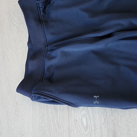 Under Armour Black Sweatpants - Picture 2 of 4